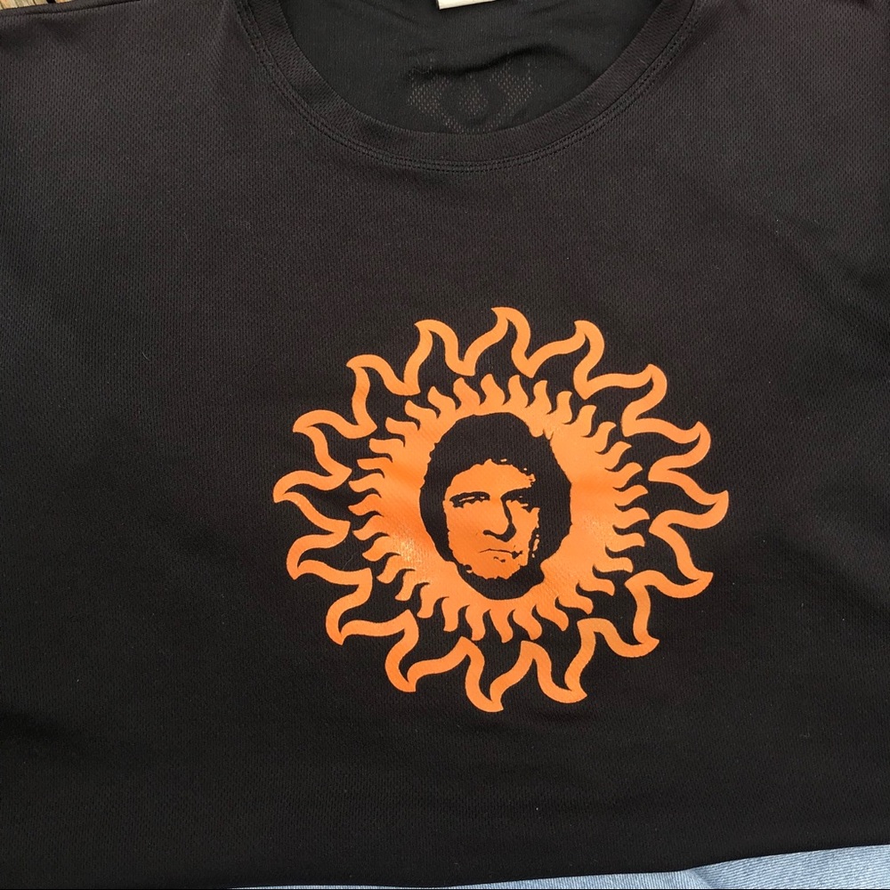 Johnny Cash Cropped tee - Picture 2 of 3